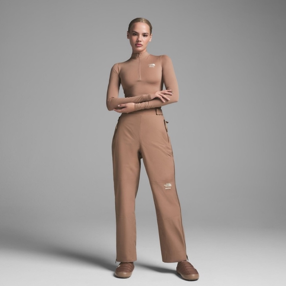 SKIMS x The North Face W Seam Taped Pants